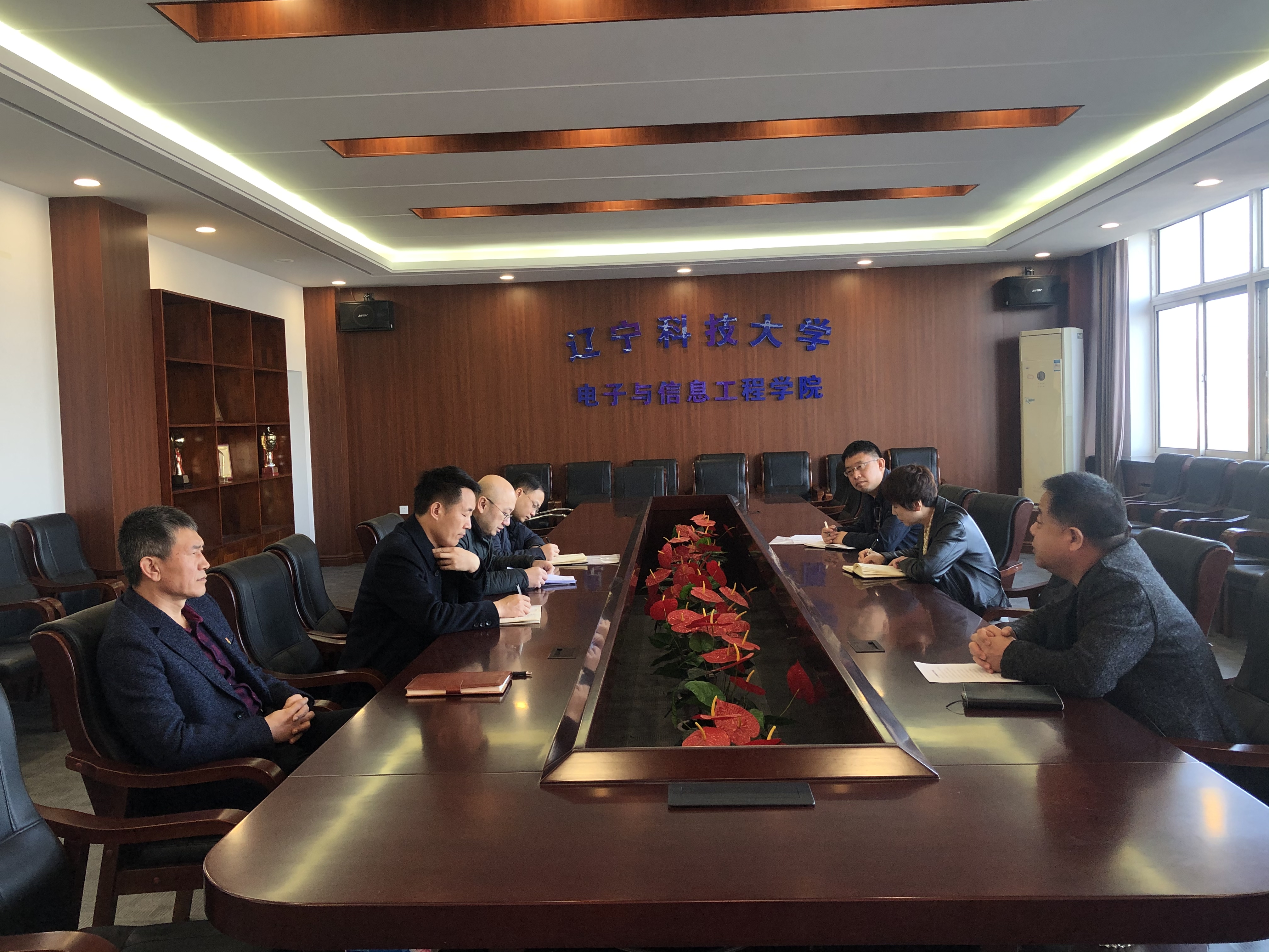 免费观看B站刺激战场2023