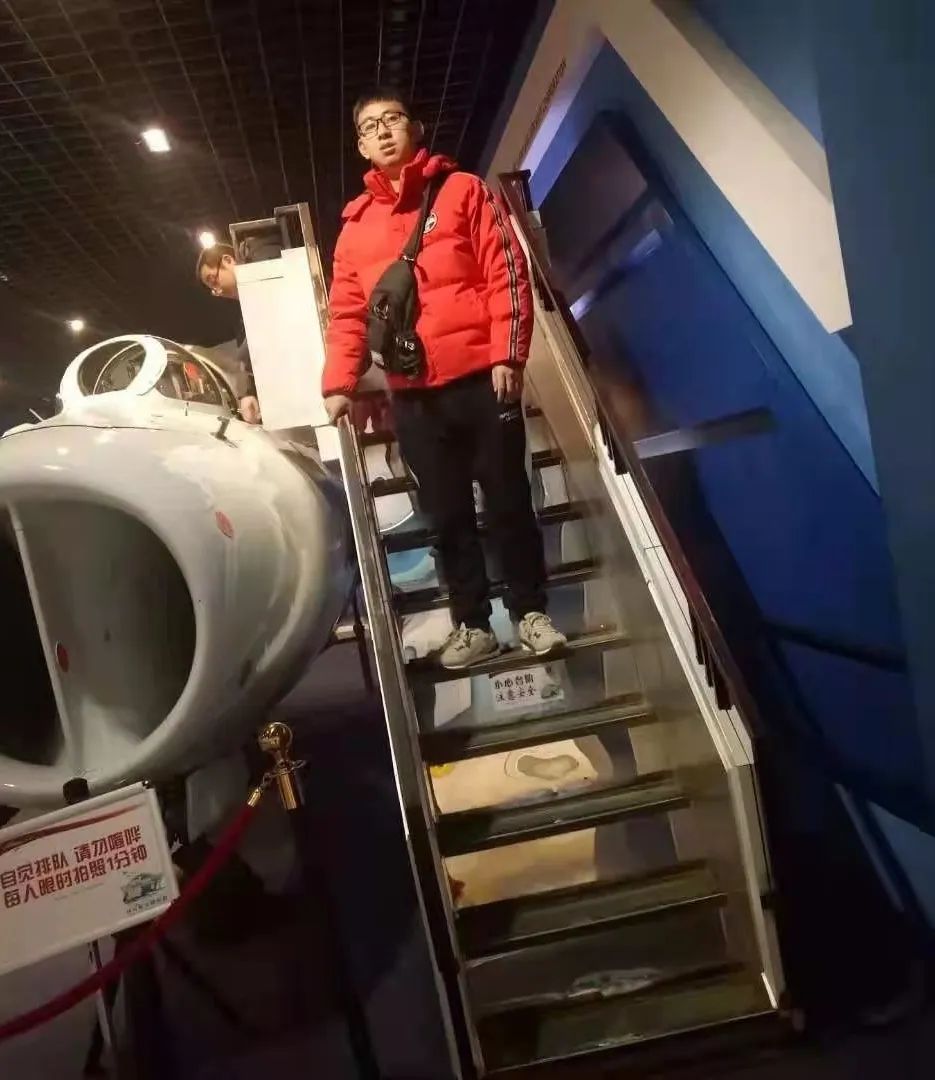 免费观看B站刺激战场2023