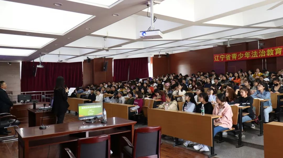 免费观看B站刺激战场2023