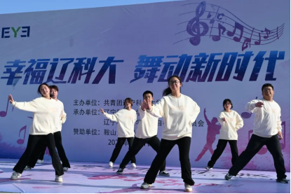 免费观看B站刺激战场2023
