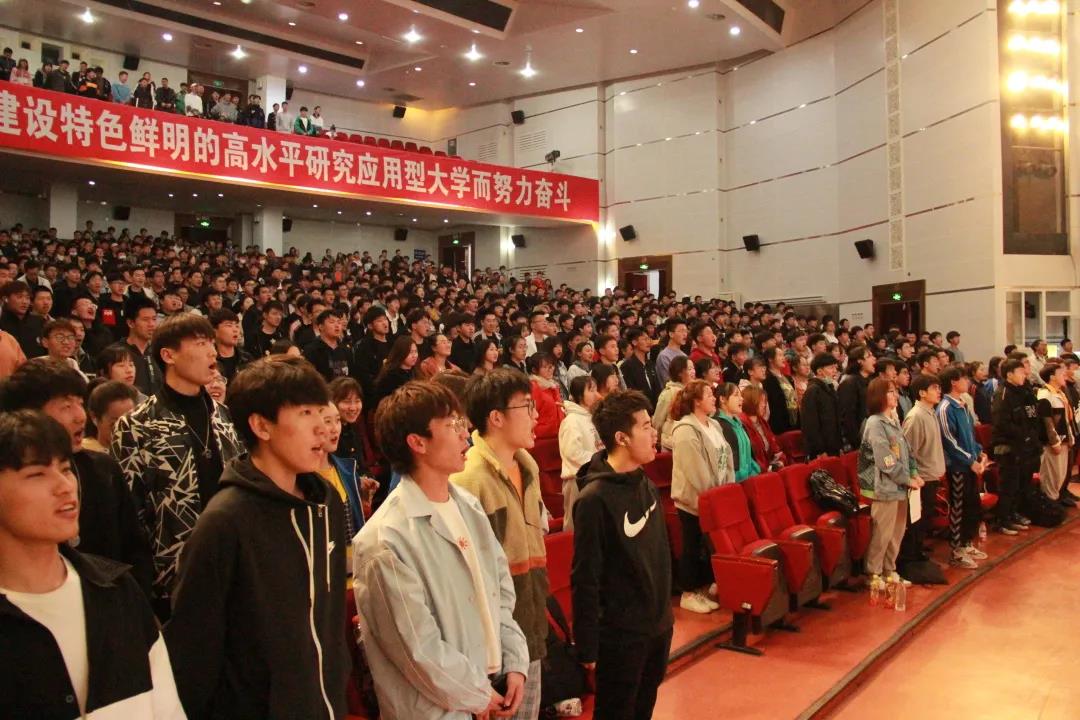 免费观看B站刺激战场2023