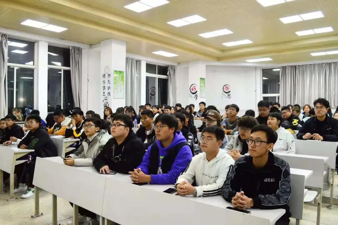免费观看B站刺激战场2023