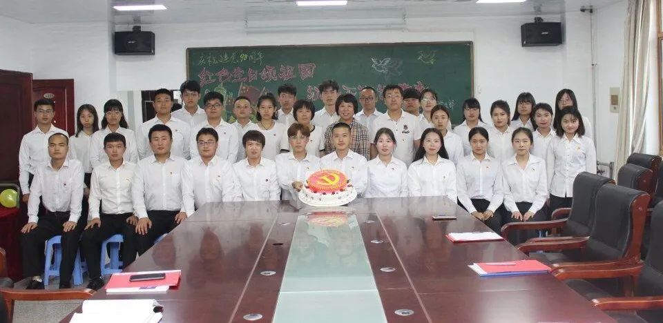 免费观看B站刺激战场2023