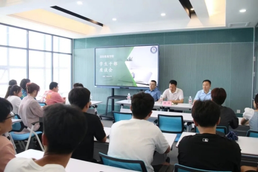 免费观看B站刺激战场2023