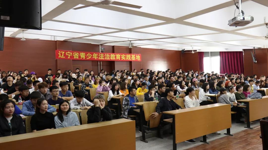 免费观看B站刺激战场2023