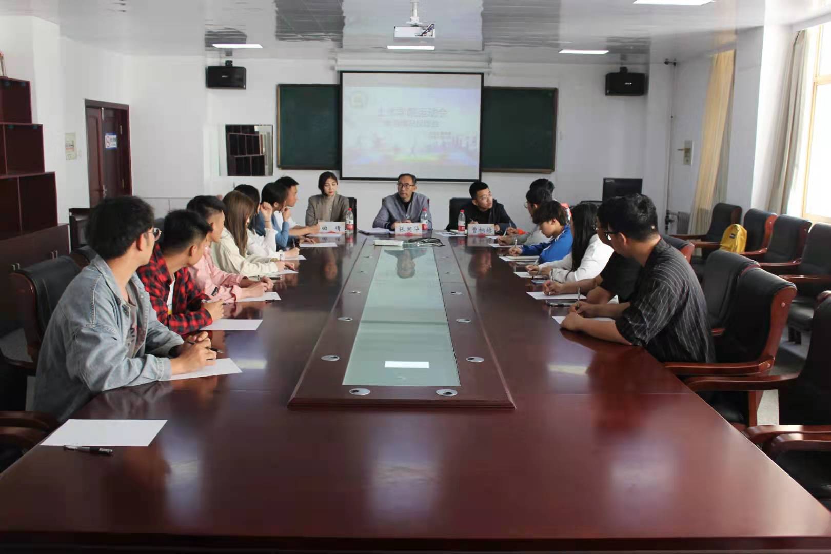 免费观看B站刺激战场2023