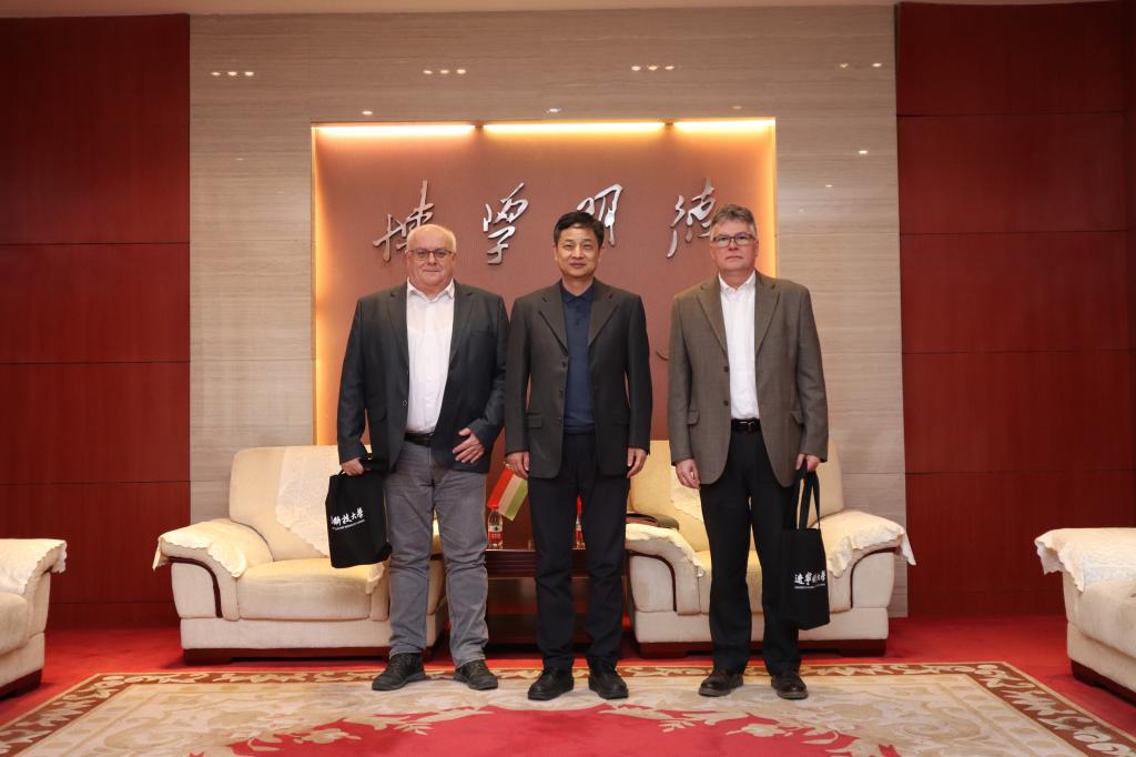 免费观看B站刺激战场2023