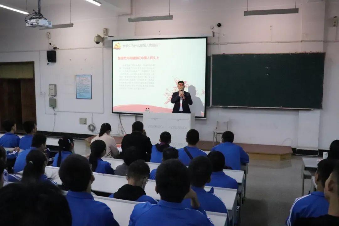 免费观看B站刺激战场2023