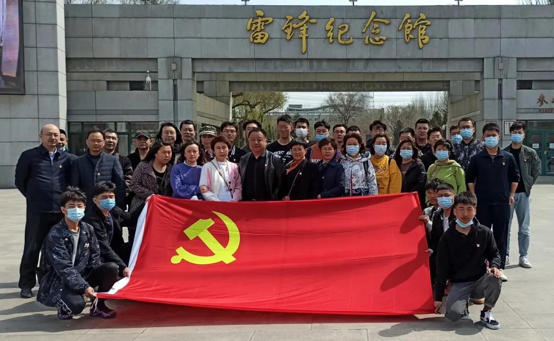 免费观看B站刺激战场2023