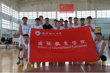 免费观看B站刺激战场2023
