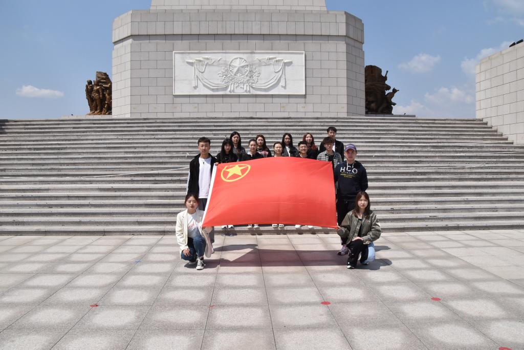 免费观看B站刺激战场2023