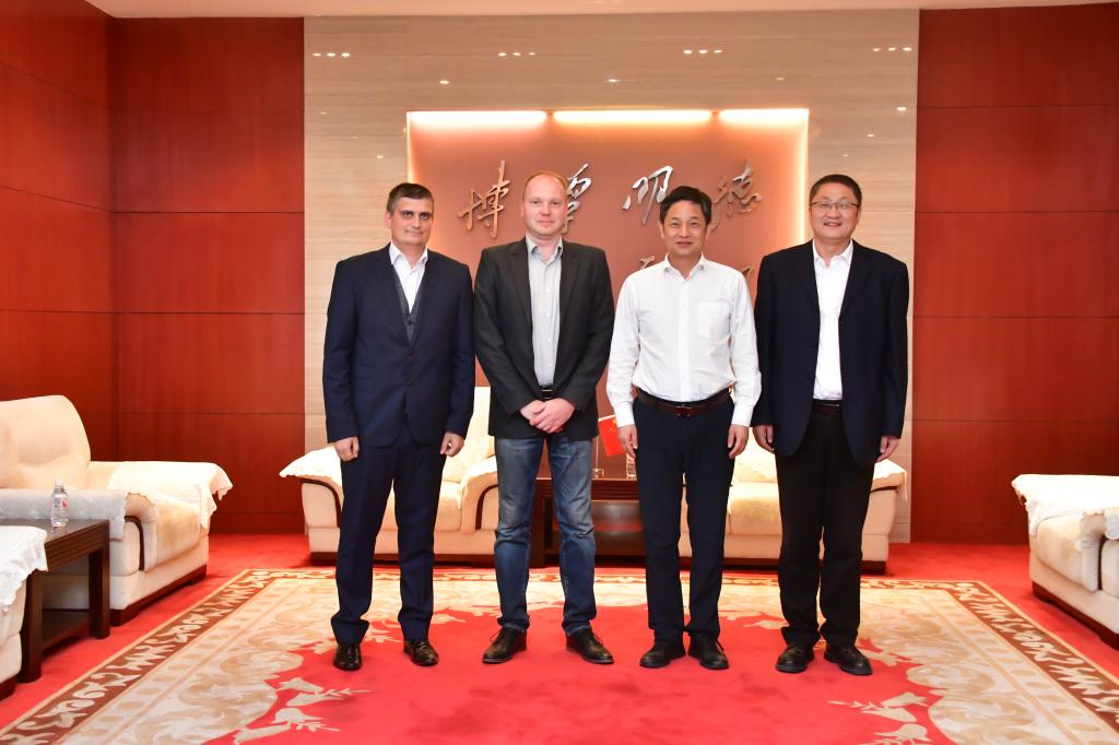 免费观看B站刺激战场2023