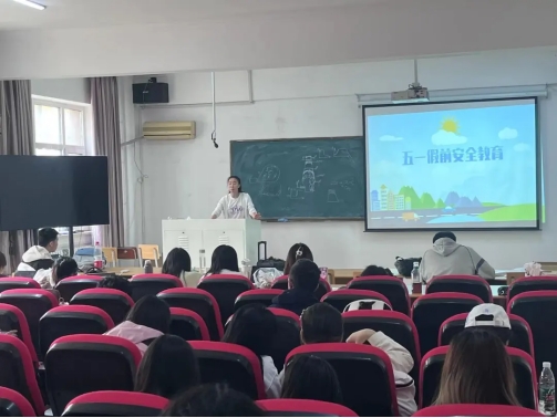 免费观看B站刺激战场2023