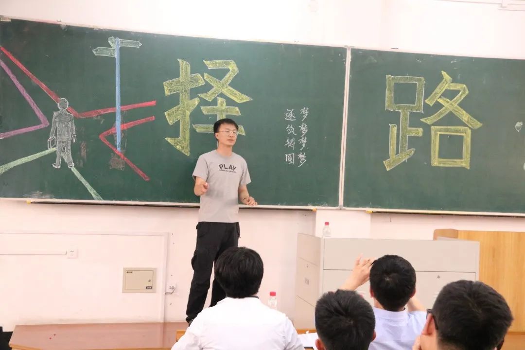 免费观看B站刺激战场2023