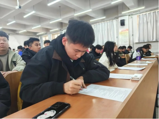 免费观看B站刺激战场2023
