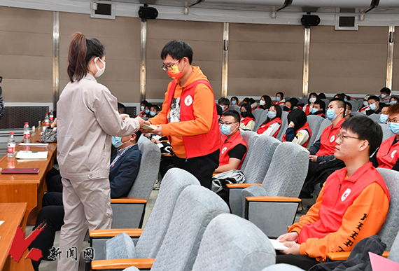 免费观看B站刺激战场2023