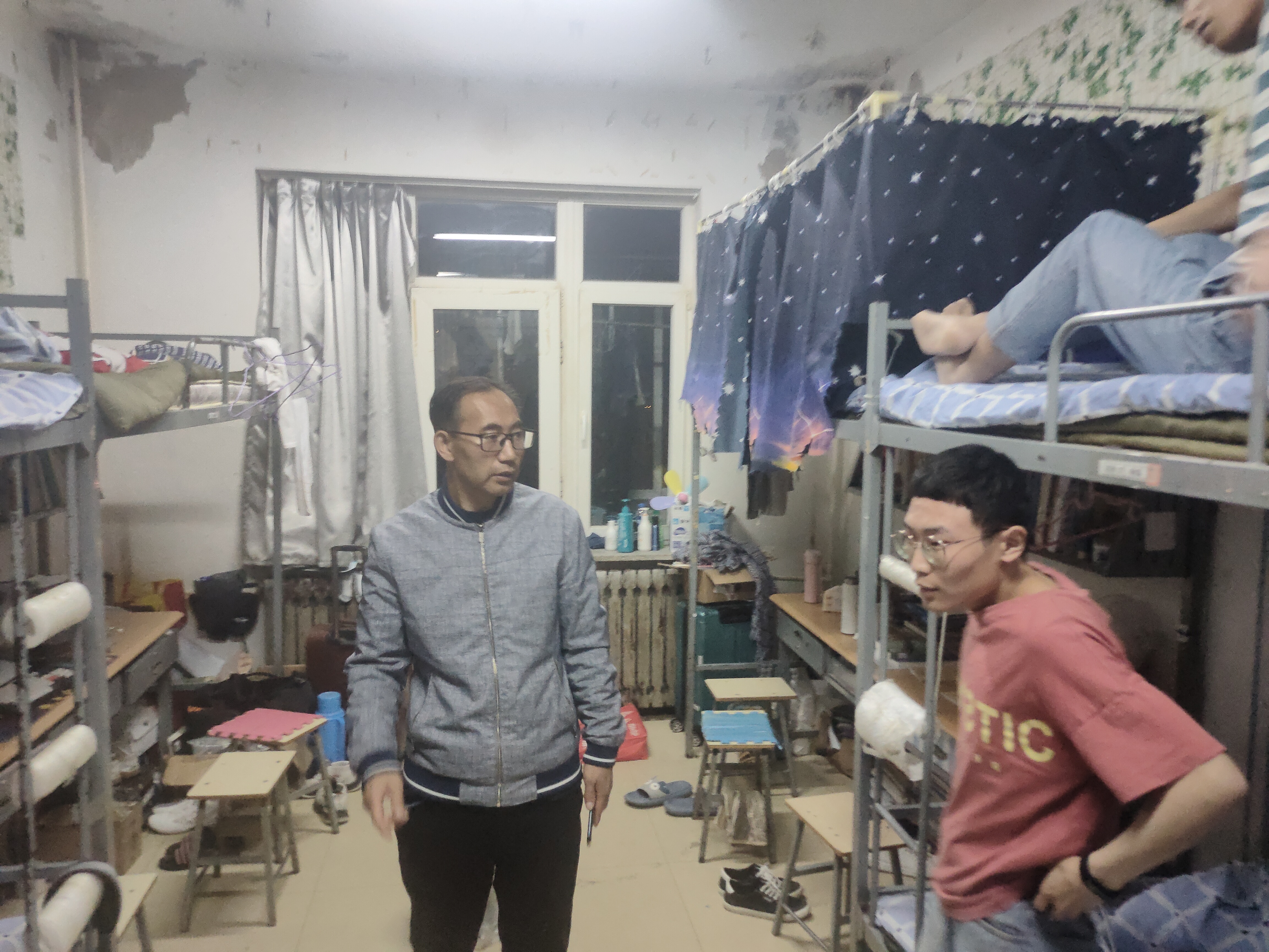 免费观看B站刺激战场2023
