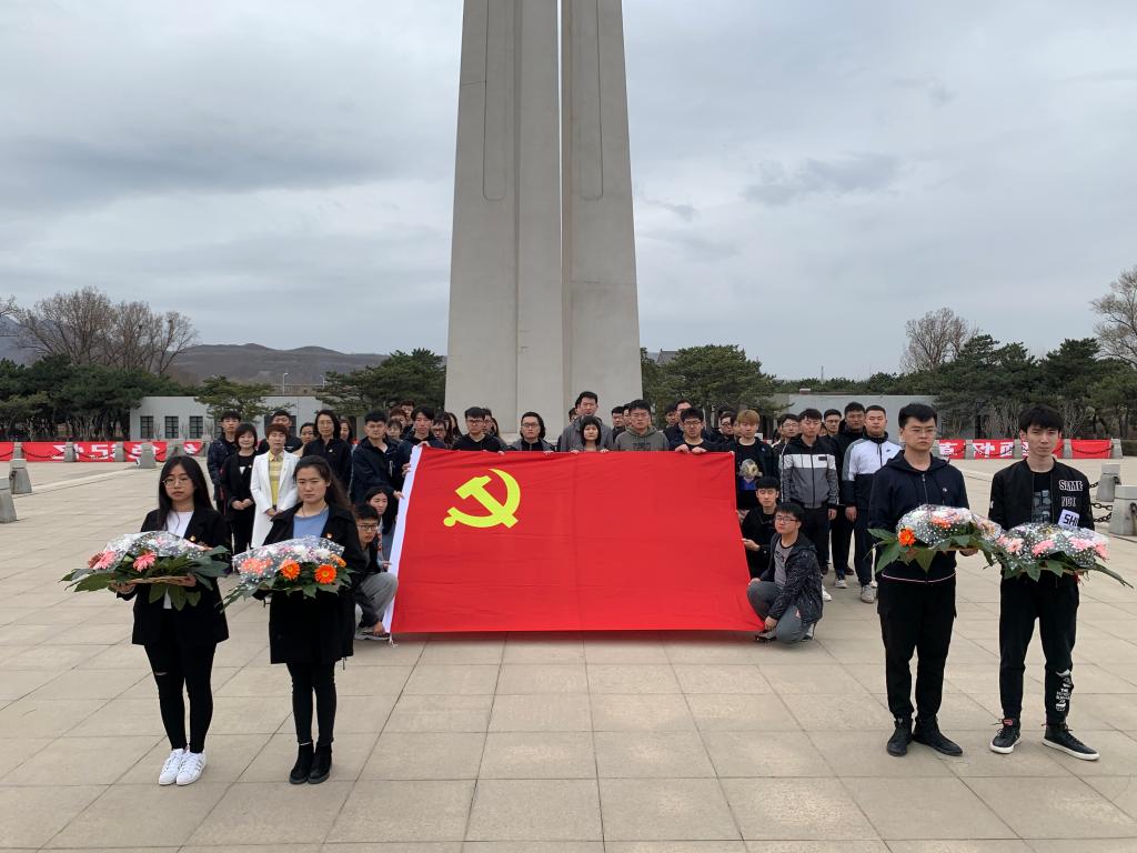 免费观看B站刺激战场2023