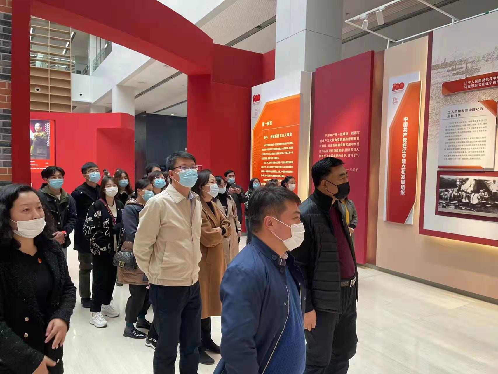 免费观看B站刺激战场2023