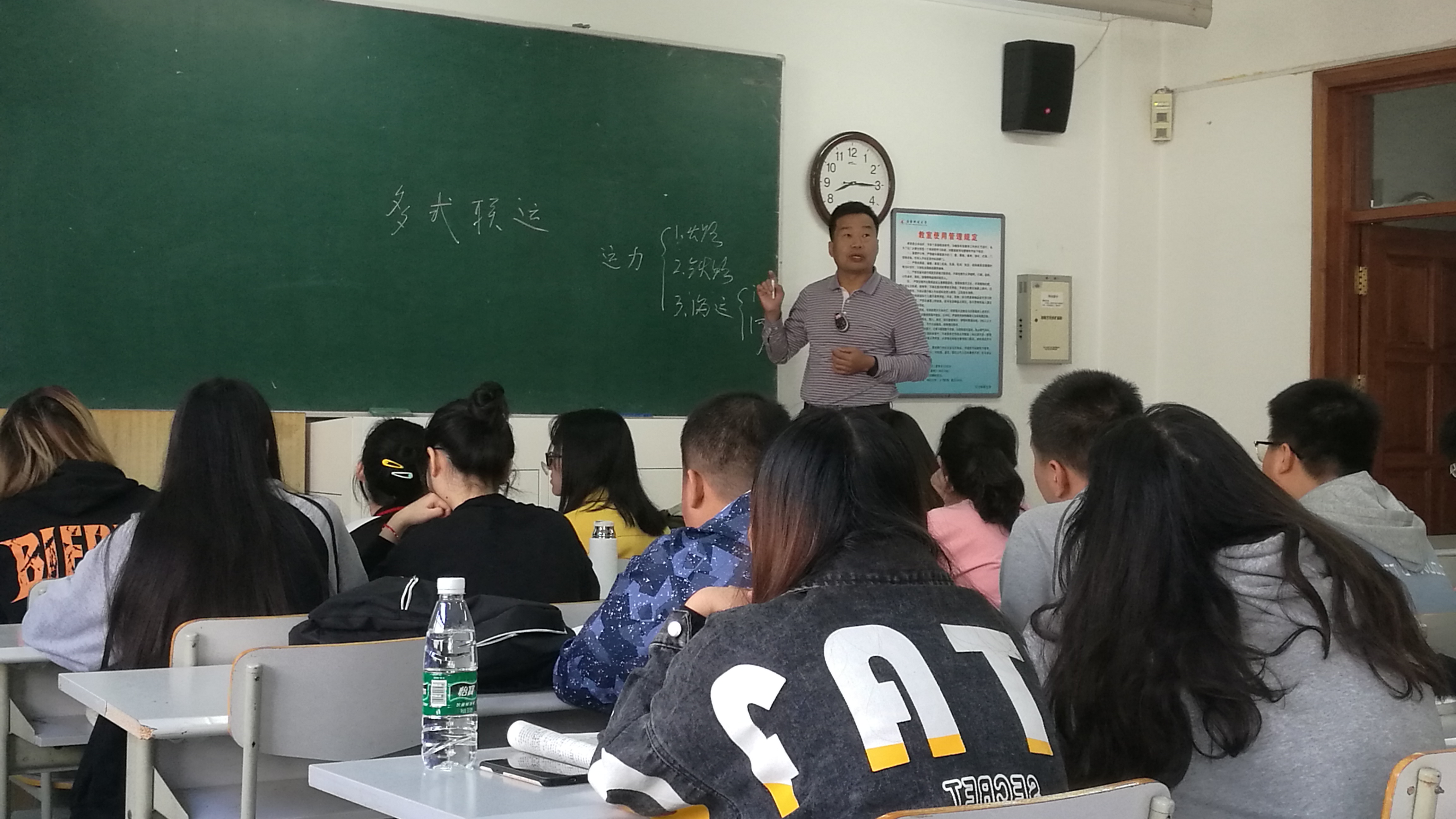 免费观看B站刺激战场2023
