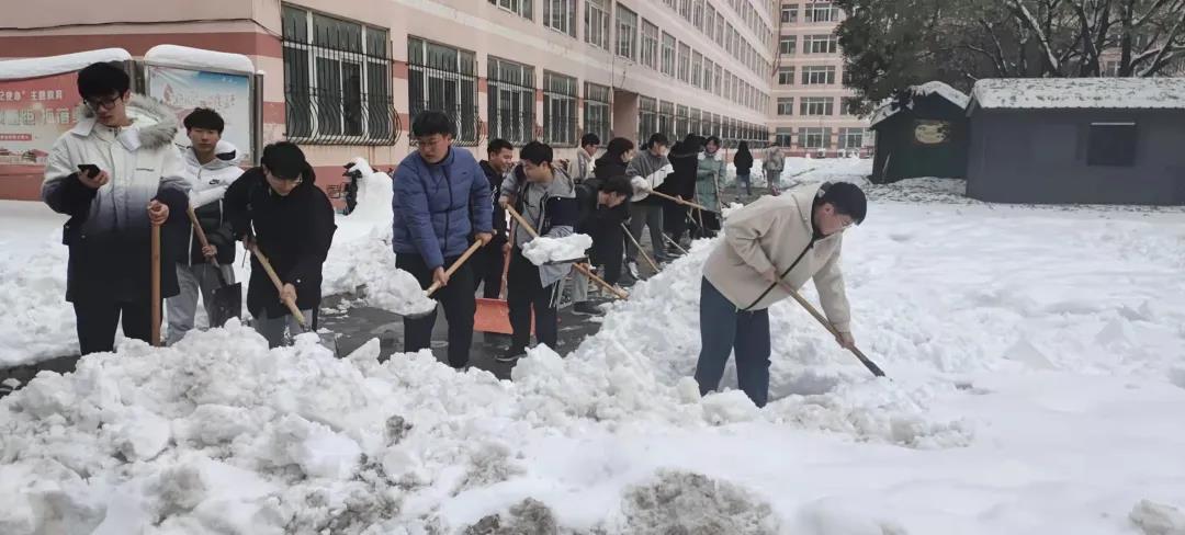免费观看B站刺激战场2023