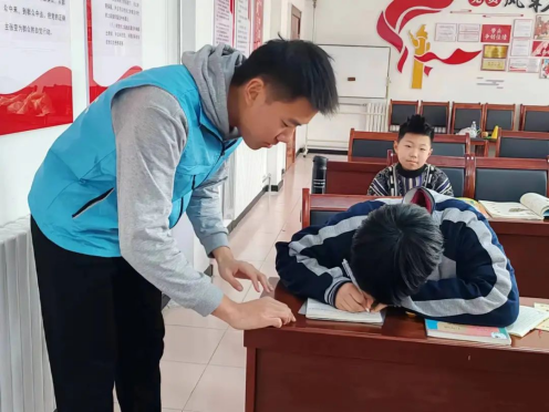 免费观看B站刺激战场2023