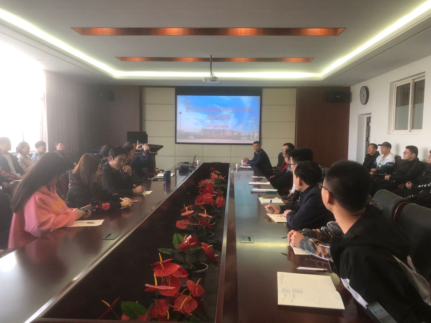 免费观看B站刺激战场2023